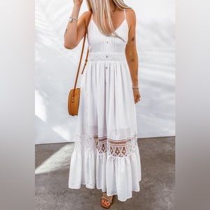 Women’s lacy maxi